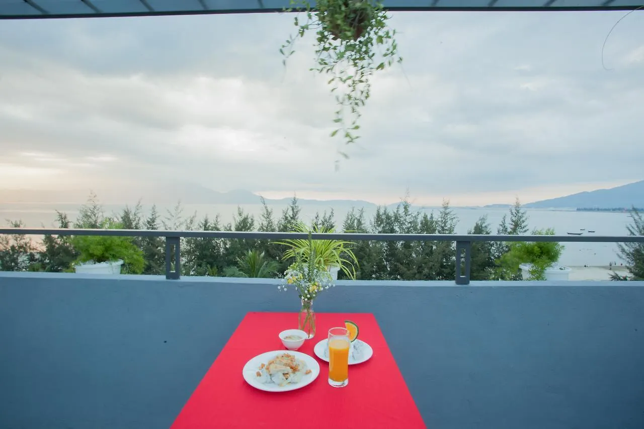 Funtour Hotel Danang 3*,  Vietnam