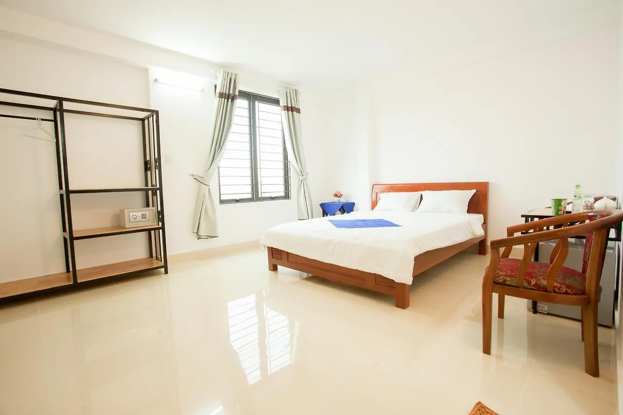 Funtour Hotel Da Nang 3*,